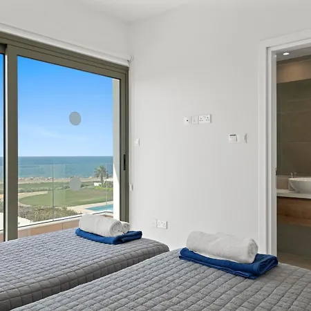 Serenity Waves 6 Villa Softades