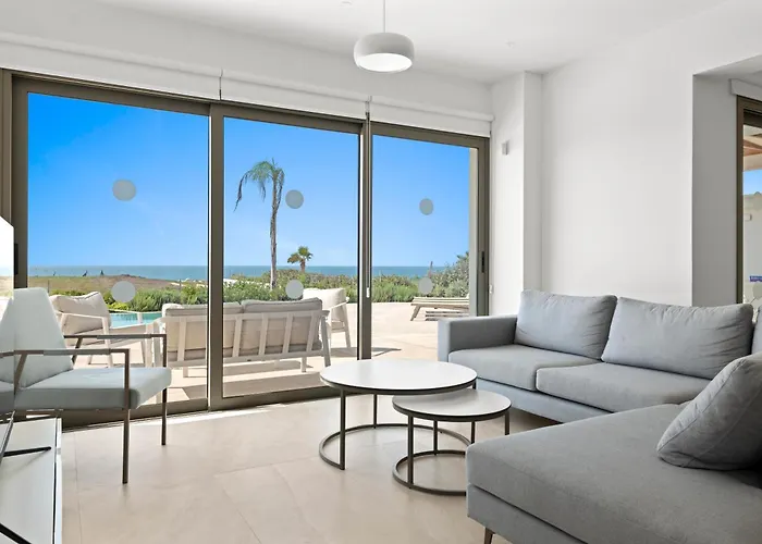 Serenity Waves 6 Vila